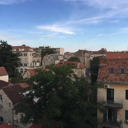 Central St. Domnius View דירה ספליט
